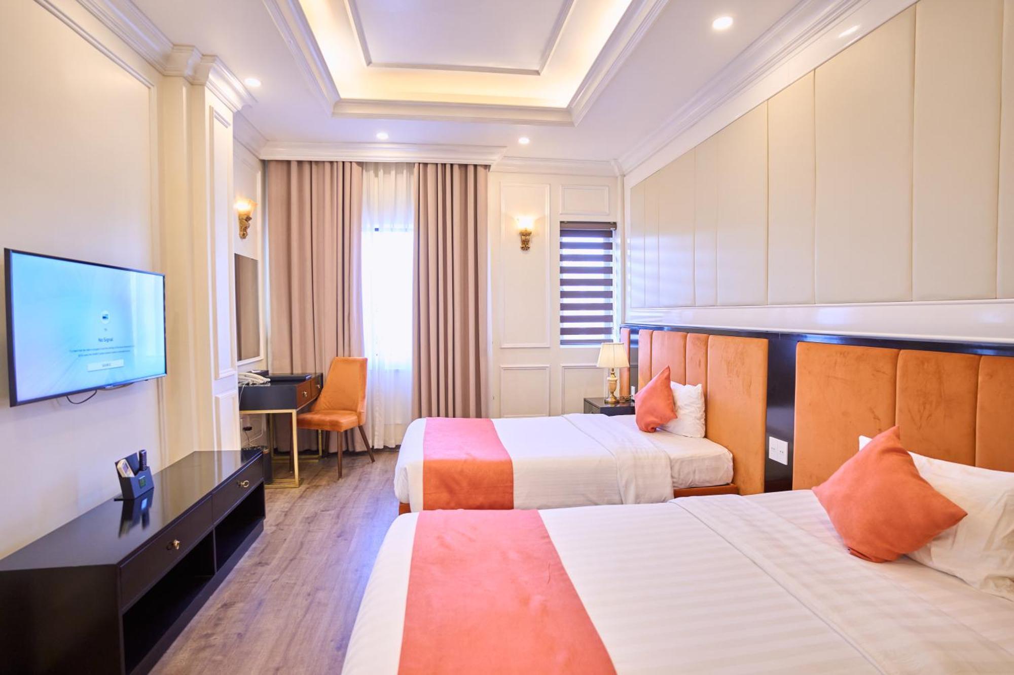Le Haute Hotel Hai Phong Bagian luar foto