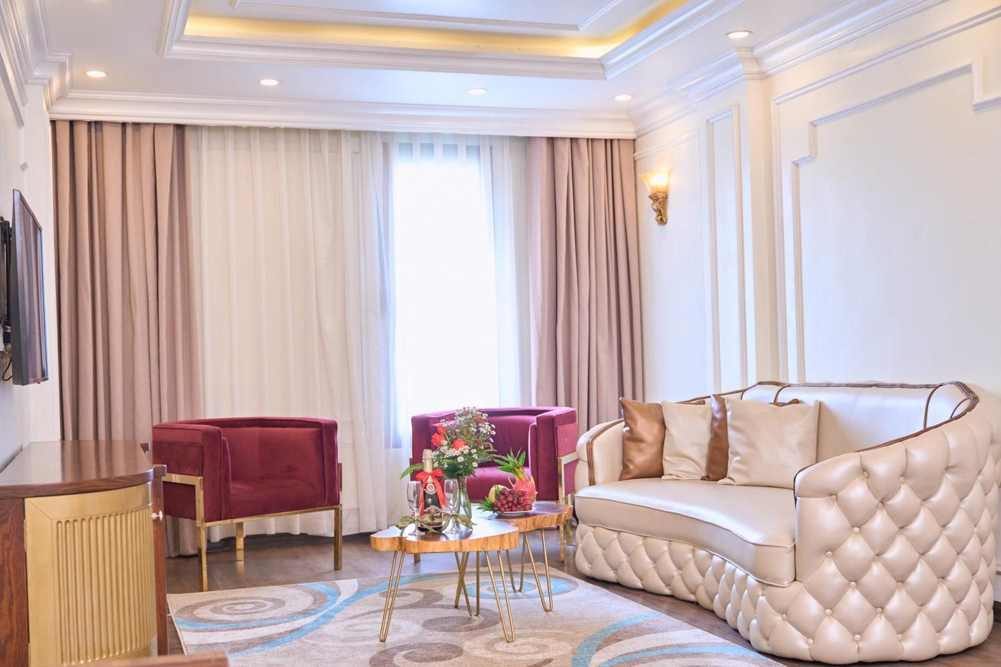 Le Haute Hotel Hai Phong Bagian luar foto